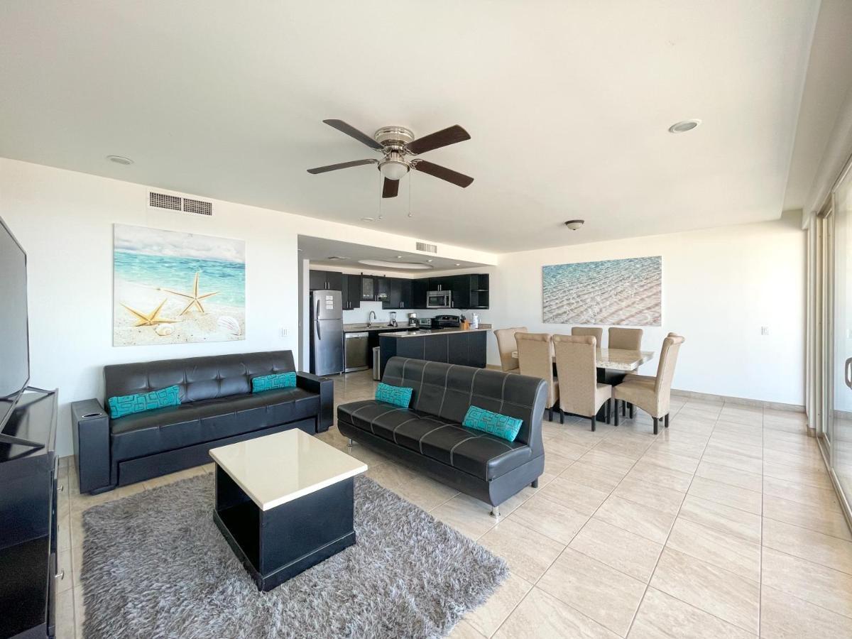 Unwind In A Brand New Condo With Stunning View ปูแอร์โตเปญาสโก ภายนอก รูปภาพ