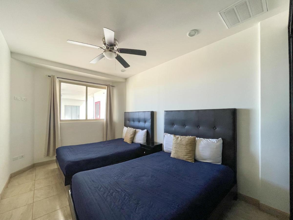 Unwind In A Brand New Condo With Stunning View ปูแอร์โตเปญาสโก ภายนอก รูปภาพ